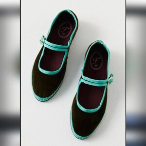 Flabelus Mary Jane's Brand New!